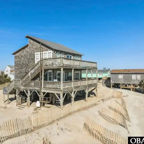 COZY RODANTHE COTTAGE