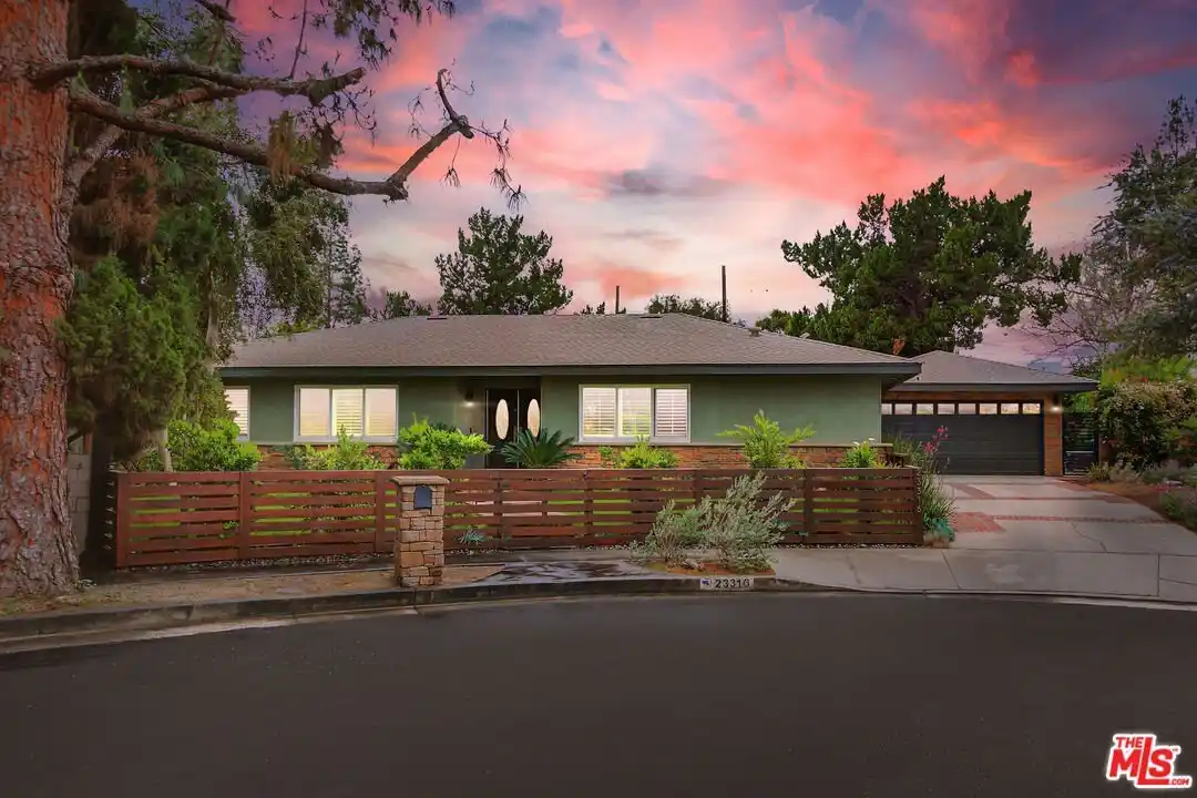 Beautifully Maintained and Upgraded Single-story Home