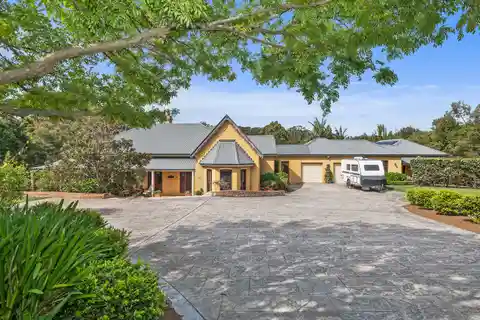 Expansive Country Manor