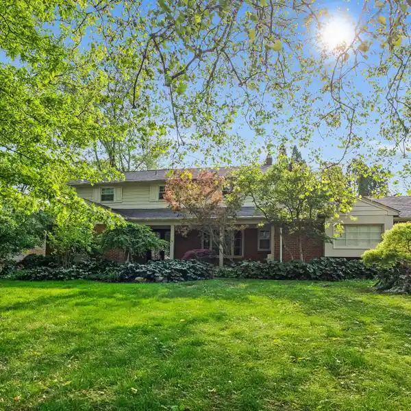 BRICK COLONIAL IN SOUGHT-AFTER NOTTINGHAM FOREST