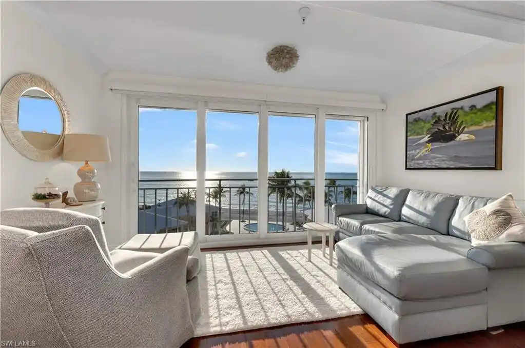 Corner Two Bedroom Unit in the Shores