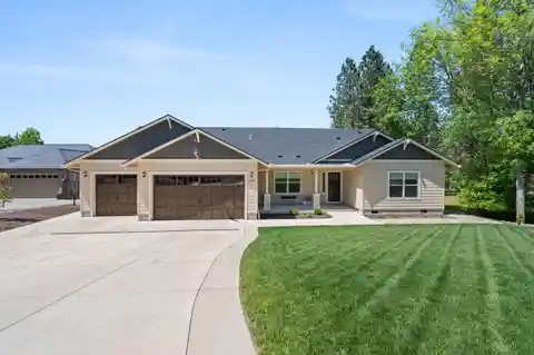 Immaculate Home with Beautiful Rogue River Frontage