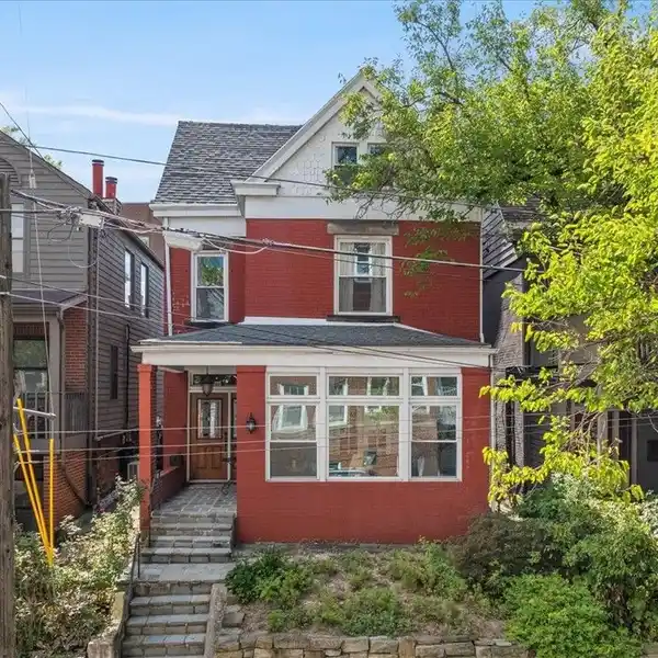 BEAUTIFULLY UPDATED SHADYSIDE RESIDENCE