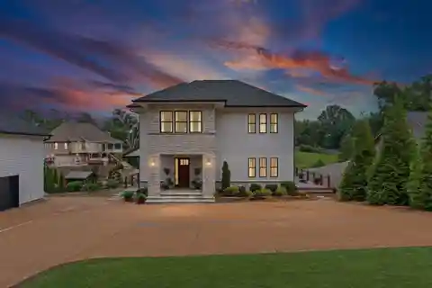 One-Of-A-Kind Lake Retreat