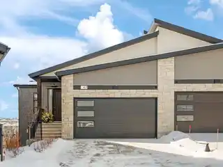 Villa-style Living in Beautiful Royal Oak