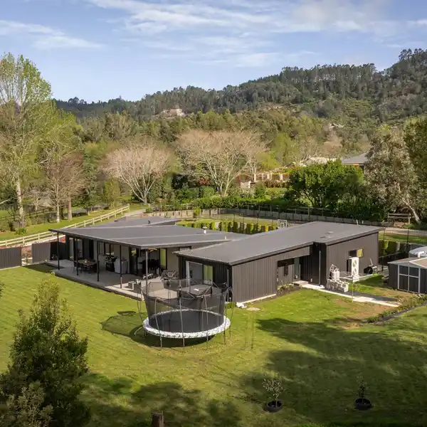 SMART SANCTUARY WITH PARKLIKE OUTDOOR ESCAPE