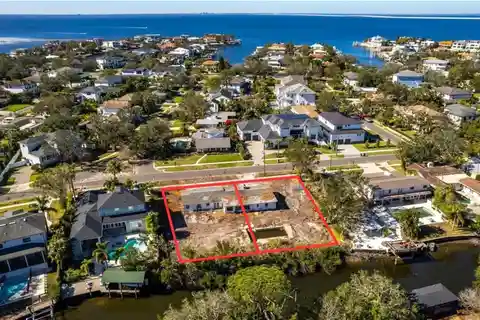 Oversized Double Lot on the Water