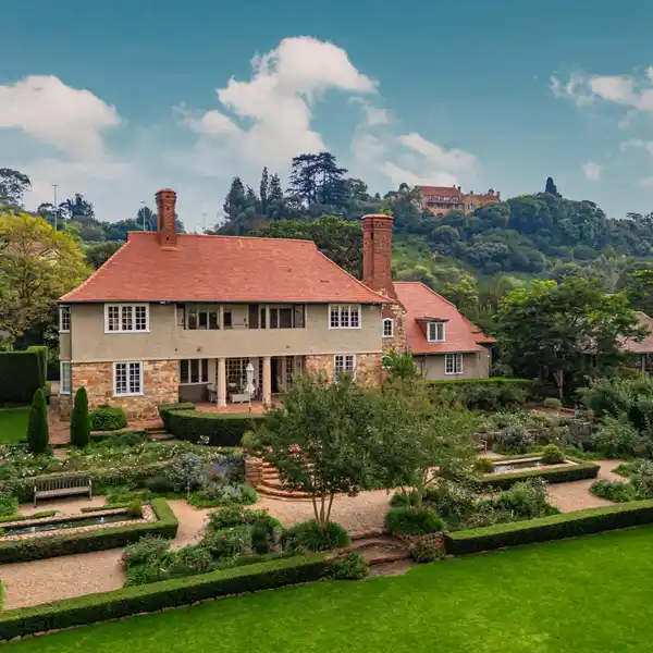 HERITAGE LUXURY WITH TIMELESS ARCHITECTURAL PRESTIGE