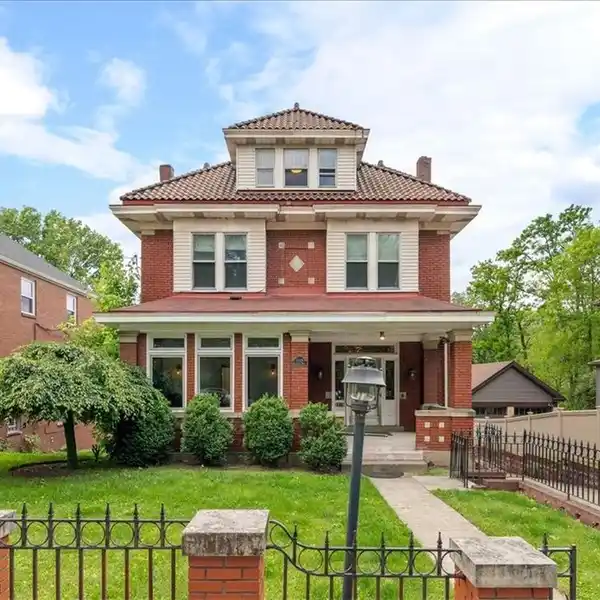 STATELY WELL-MAINTAINED SQUIRREL HILL FOURSQUARE