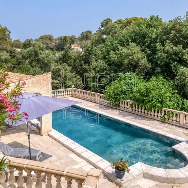 EXCEPTIONAL VILLA WITH GUEST HOUSE