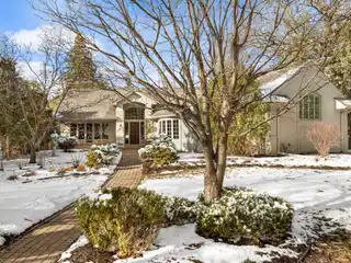 Urban Retreat on Historic Summit Avenue