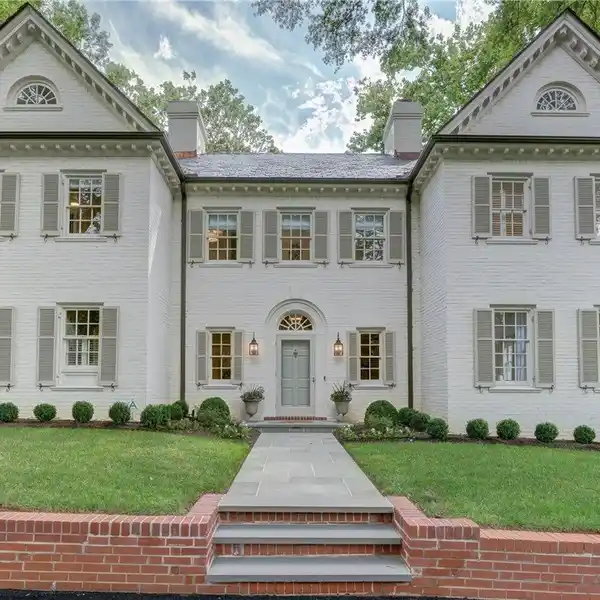 TIMELESS BEAUTY WITH MODERN AMENITIES