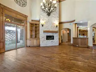 Luxurious Home in the Villages of Stonebriar Park