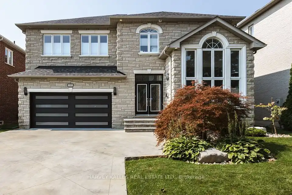 Extraordinary Home in the Heart of Beverly Glen
