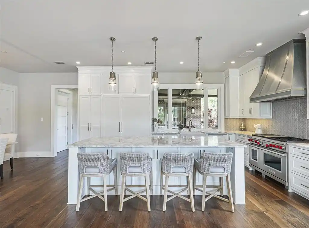 Luxurious Townhome in the Heart of Southlake Town Square