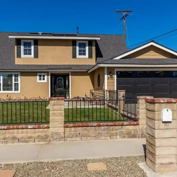 UPGRADED ENTERTAINMENT-READY HOME