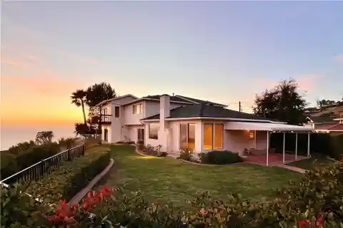 Spacious Property with Fabulous Views