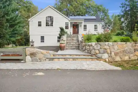 Turnkey Shoreline Home Minutes from Beach