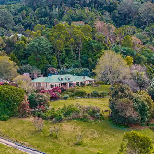 ROLLING HILLS WITH MULTIPLE COTTAGES AND SWEEPING OCEAN VIEWS