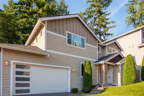 Bright and Spacious Home in Newport Hills
