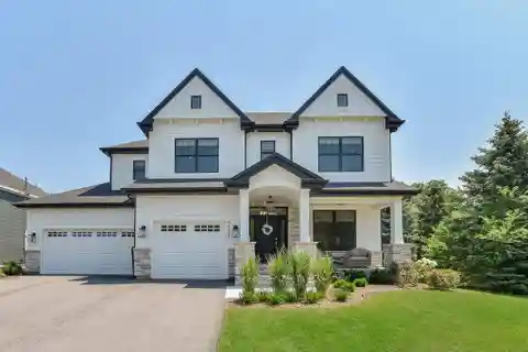 Beautiful Move-In Ready Newer Construction