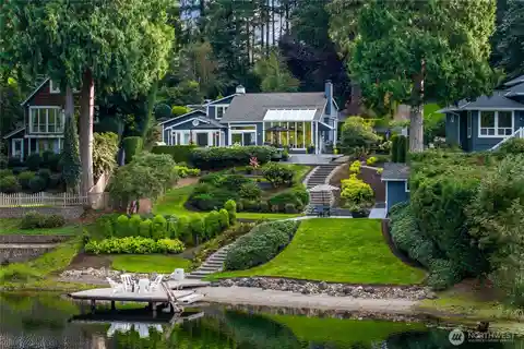 Serene Waterfront Haven
