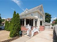BEAUTIFUL COLONIAL