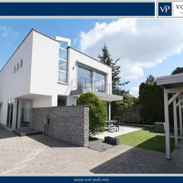 STYLISH LIVING IN A CENTRAL LOCATION