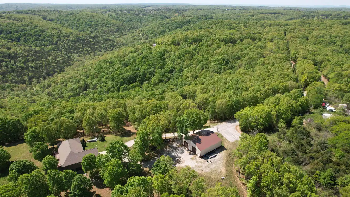 Ozark Mountain Estate with 80 Acres