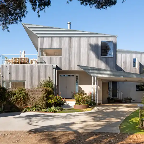 SOPHISTICATED SIMPLICITY