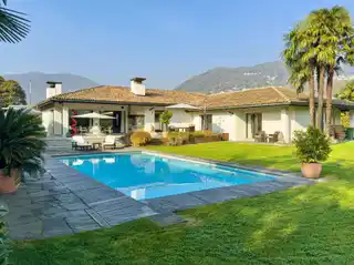 Gorgeous Home with Pool