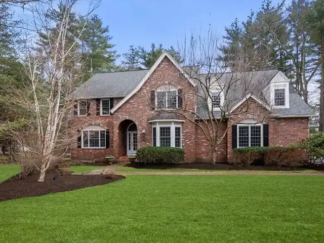 Exceptional Home on a Peaceful Cul-de-sac