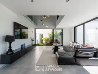 Californian Inspired Contemporary Villa