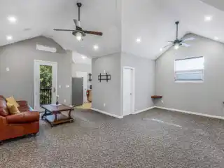 Bonita Terra Estate with Pool, Guest Suite, Garage