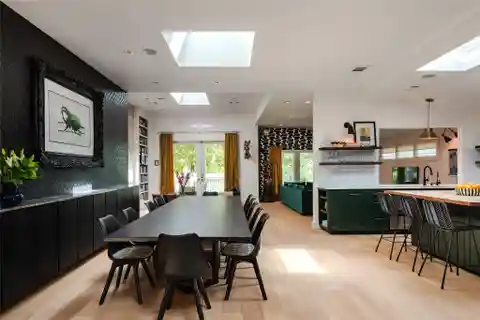 Dramatically Designed South Austin Retreat