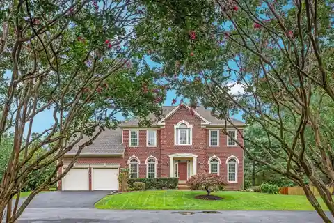 Charming Brick-Front Colonial on a Private Lot
