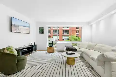 Inviting Luxury Home in West Chelsea