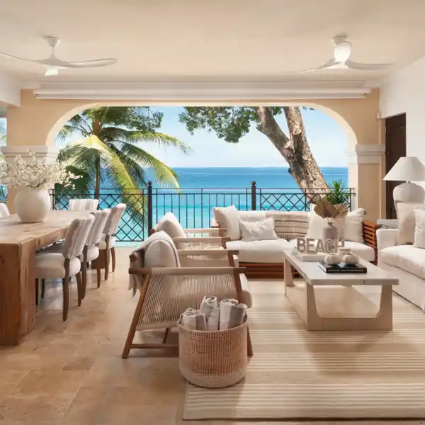 BREATHTAKING BEACHFRONT LUXURY VILLA