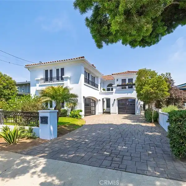 FULLY UPDATED MEDITERRANEAN LUXURY ESTATE