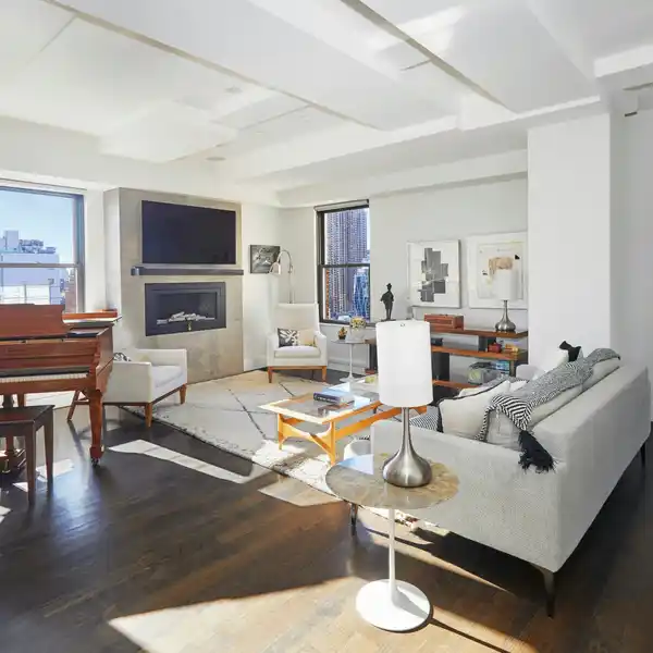 QUIET FOUR BEDROOM UPPER WEST SIDE RESIDENCE
