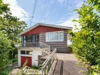 EXCEPTIONAL PROPERTY WITH GREAT POTENTIAL