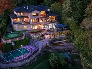 Unparalleled Estate with Panoramic Lake Washington Views