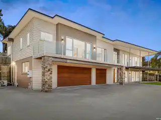 Hidden Oasis with Panoramic Views