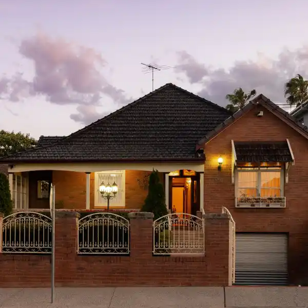 EXCEPTIONAL OPPORTUNITY IN A CENTRAL LOCATION