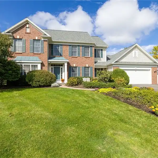 A LUXURY LIFESTYLE WITH TRADITIONAL QUALITY