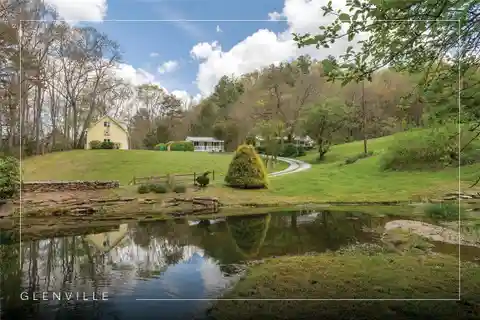 1930 Farmhouse Estate with Endless Possibilities