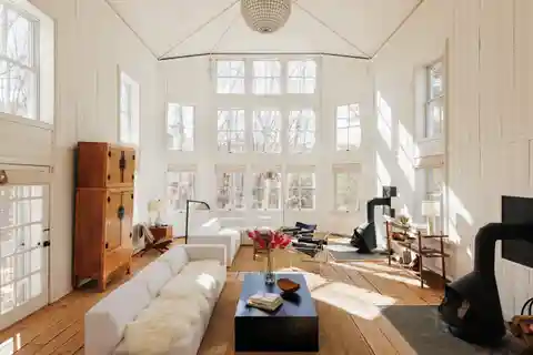 Dragonfly: a Rare 130-Acre Estate