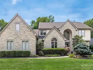 Lovely Retreat on a Serene Cul-de-sac