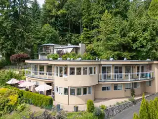 Distinctive Design Meets Potential in Chelsea Park