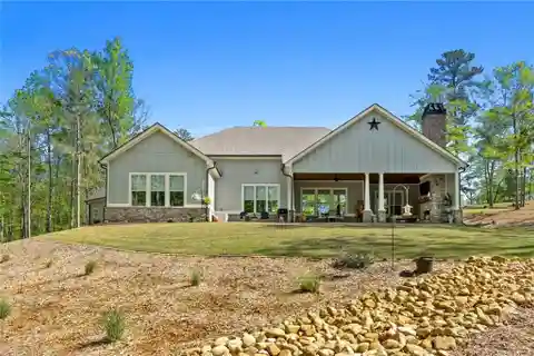 The Pinnacle of Lakeside Living in the Peninsula at Jackson Lake